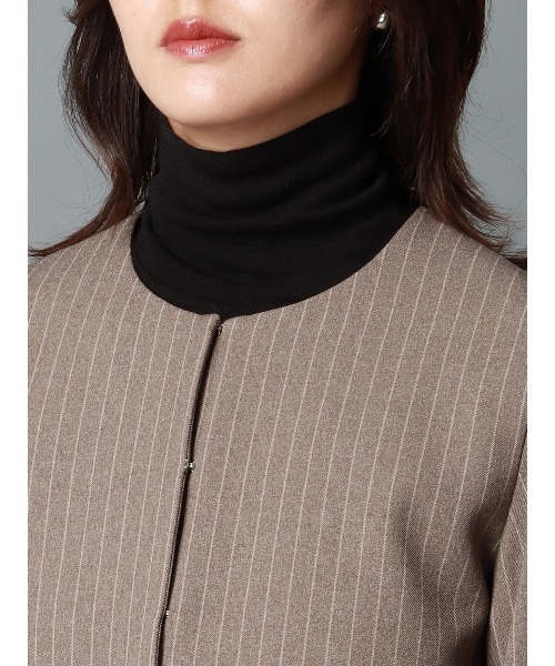 CIS.（シス）の「CIS． ノーカラーブルゾン ウォッシャブル ストレッチ ポリエステルツイル ストライプ（ブルゾン・レディース・ベージュ/ネイビー・36(7号)/38(9号)）」の19枚目の写真