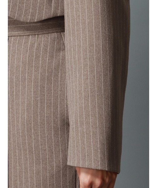 CIS.（シス）の「CIS． ノーカラーブルゾン ウォッシャブル ストレッチ ポリエステルツイル ストライプ（ブルゾン・レディース・ベージュ/ネイビー・36(7号)/38(9号)）」の20枚目の写真