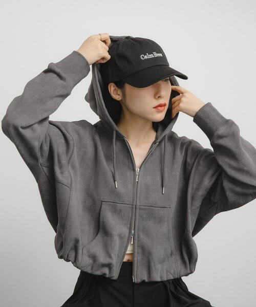 KBF（ケイビーエフ）の「フロントZIPショートフーディー（パーカー