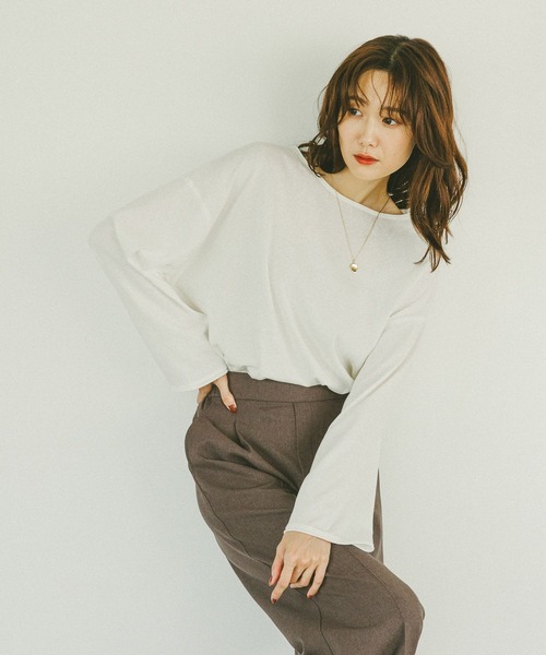 GLOBAL WORK（グローバルワーク）の「スラブボートネックルーズTシャツ/589058（Tシャツ/カットソー・レディース・ブラウン/オフホワイト/スミクロ・MEDIUM/LARGE）」の9枚目の写真