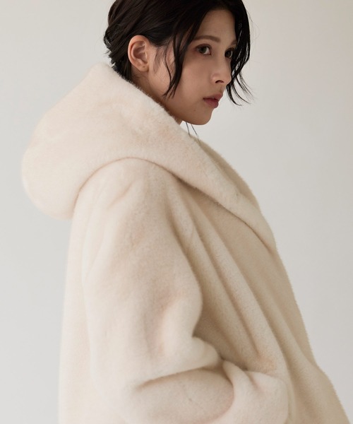 Filomo（フィローモ）の「[Filomo]ミンク調フェイクファーフード付き ジャケット（その他アウター・レディース・ブラック/ベージュ/グレー・FREE）」の13枚目の写真
