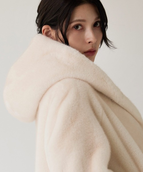 Filomo（フィローモ）の「[Filomo]ミンク調フェイクファーフード付き ジャケット（その他アウター・レディース・ブラック/ベージュ/グレー・FREE）」の14枚目の写真