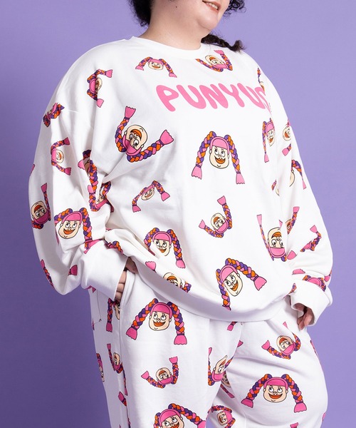 PUNYUS（プニュズ）の「【新サイズ】NAOMIチャン総柄スウェット（スウェット・レディース・ホワイト・1/2/3/4/5）」の2枚目の写真