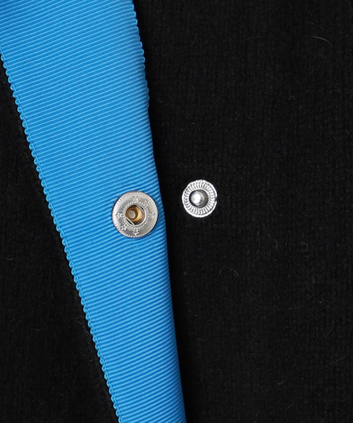 B.C STOCK(ベーセーストック)の「《追加2》【WEB限定】2層スムース編みロングカーディガン(カーディガン/ボレロ・レディース・グレー/ブラック・FREE)」の18枚目の写真