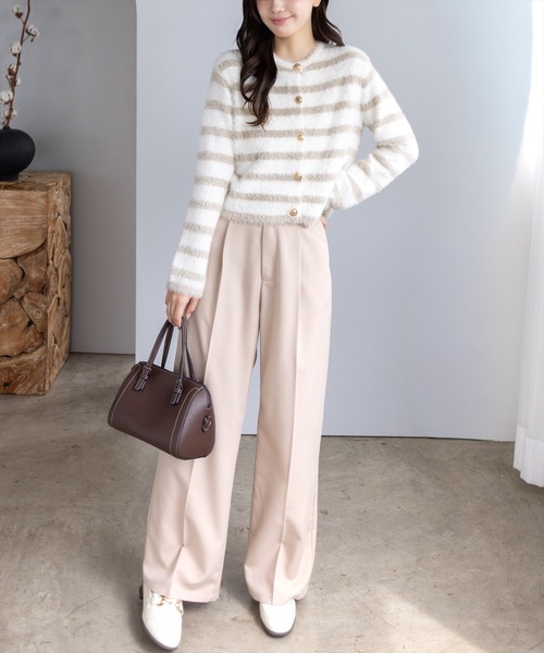 CLEAR BASIC（クリアベーシック）の「ボーダーフェザーニットカーディガン[オフィスカジュアル 着回し抜群 大人]≪AW新作≫（カーディガン/ボレロ・レディース・グレイッシュベージュ/ブラック・F）」の3枚目の写真