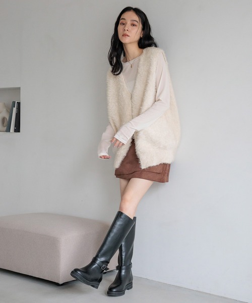 LOWRYS FARM（ローリーズファーム）の「ナイロンシアータイトＬＳ  606435（Tシャツ/カットソー・レディース・ブルー/ブラック/ホワイト/ライトグレー/イエロー・FREE）」の17枚目の写真