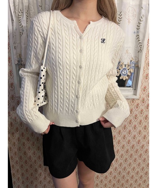 PHILLY(フィリー)の「ワンポイントケーブルカーディガン(カーディガン/ボレロ・レディース・アイボリー・FREE)」の1枚目の写真