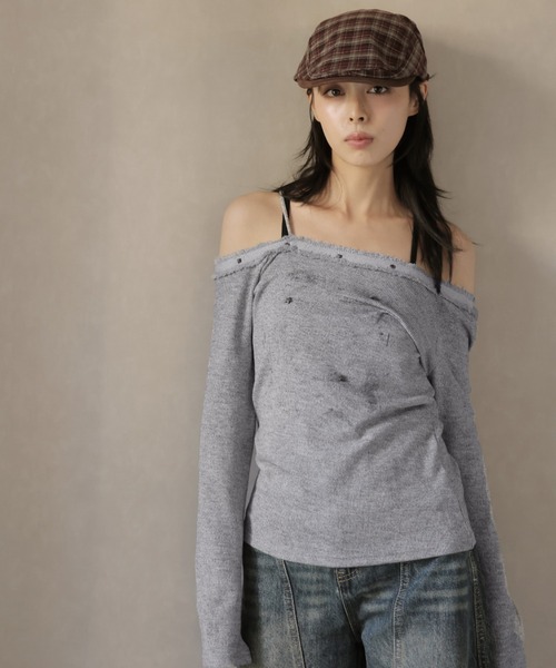 Ulysses(ユリシス)の「アシンメトリーオフショルダーフリンジリベットデザインカットソー(Tシャツ/カットソー・レディース・ホワイト/グレー/ブラック・F)」の15枚目の写真