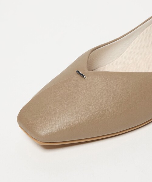 green label relaxing（グリーンレーベルリラクシング）の「クッショニーシューズ スクエアトゥ メタルチップ / フラットシューズ（その他シューズ・レディース・シルバー/ブラック/ベージュ・24cm/23.5cm/23cm/22.5cm/25cm/24.5cm）」の22枚目の写真