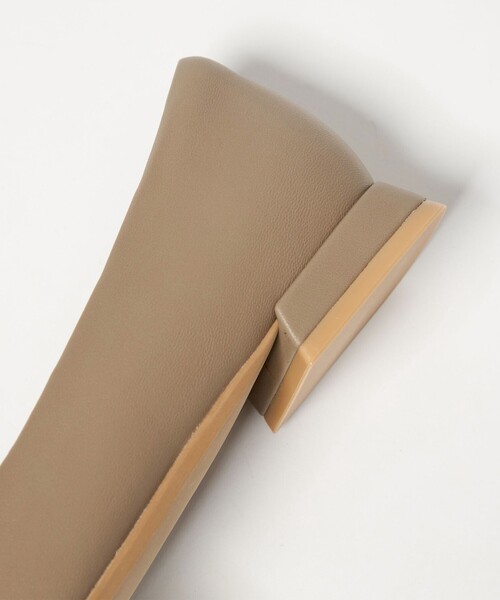 green label relaxing（グリーンレーベルリラクシング）の「クッショニーシューズ スクエアトゥ メタルチップ / フラットシューズ（その他シューズ・レディース・シルバー/ブラック/ベージュ・24cm/23.5cm/23cm/22.5cm/25cm/24.5cm）」の4枚目の写真