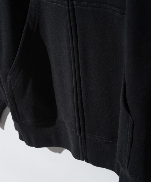 HUF(ハフ)の「HUF ALL CAPS F/Z HOODIE ハフ オールキャップス フルジップ パーカー(パーカー・メンズ・ホワイト系1/ブラック・SMALL/MEDIUM/LARGE/X-LARGE)」の12枚目の写真