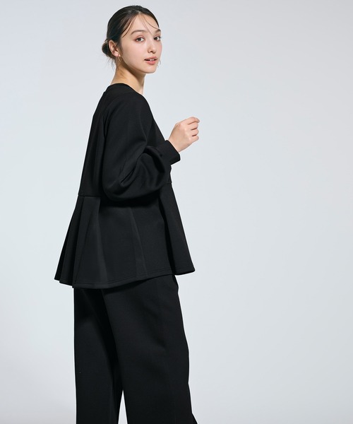 coca（coca）（コカ）の「ソフトスウェットタックフレアトップス（スウェット・レディース・ブラック/ライトベージュ・L/M/S）」の14枚目の写真