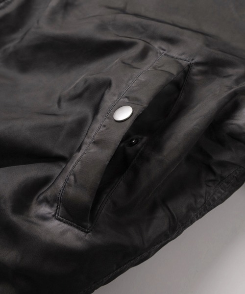 SlashDate(スラッシュデイト)の「【82】ヴィンテージライク 襟ファー フライトブルゾン/ボンバージャケット/ダブルジップ/ミリタリー/アメカジ(ミリタリージャケット・メンズ・グレー/カーキ/ブラック・M/L)」の11枚目の写真