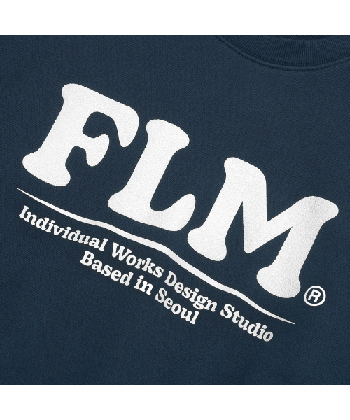 F.ILLUMINATE(フィルミネイト)の「FLM ボールドロゴ スウェットシャツ-ネイビー(スウェット・レディース・その他・SMALL/MEDIUM/LARGE)」の8枚目の写真