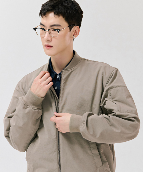 CHASECULT(チェイスカルト)の「共用ストレッチ航空ジャンパー-DERU4112B0X(ブルゾン・メンズ・Beige・90/100/95/105)」の5枚目の写真