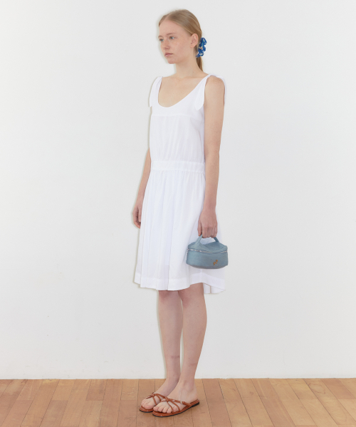 SINOON(シヌーン)の「Rabbit Tie Dress (White)(ワンピース・レディース・ホワイト・FREE)」の4枚目の写真