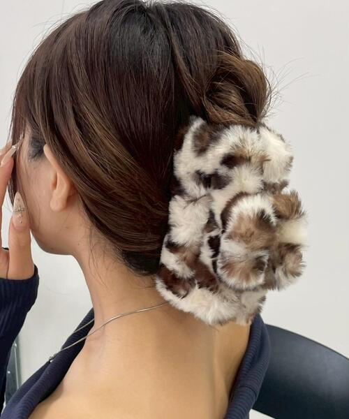 WEGO(ウィゴー)の「WEGO/ファーレオパードスクエアバンス(バレッタ/ヘアクリップ・レディース・ピンク/ブラウン/ベージュ・FREE)」の4枚目の写真