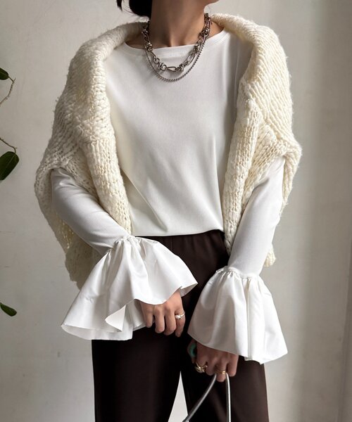 DouDou（ドゥドゥ）の「バルーンカフリブトップス（Tシャツ/カットソー・レディース・ブラック/オフホワイト/ブラウン・FREE）」の2枚目の写真