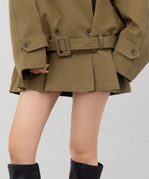 DAY CLOSET（デイ クローゼット）の「【韓国っぽセットアップ/バックゴム】長袖トレンチ風オーバーサイズジャケット+ミニプリーツスカート 上下2点セット レディース（セットアップ・レディース・キャメル/チャコールグレー・M/S）」の7枚目の写真