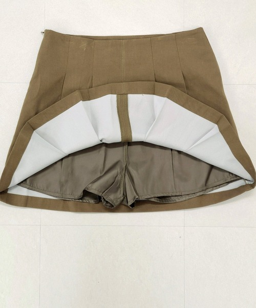 DAY CLOSET（デイ クローゼット）の「【韓国っぽセットアップ/バックゴム】長袖トレンチ風オーバーサイズジャケット+ミニプリーツスカート 上下2点セット レディース（セットアップ・レディース・キャメル/チャコールグレー・M/S）」の10枚目の写真