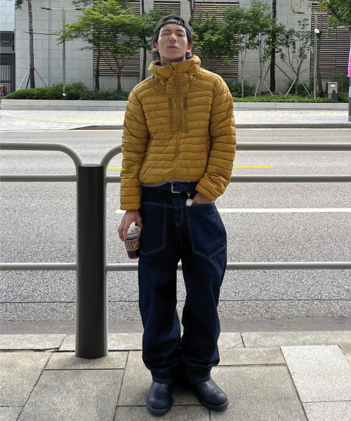 LEIRE（ルアール）の「カーブドワイド生地デニムパンツ[インディゴ]（デニムパンツ・メンズ・その他・MEDIUM/LARGE/X-LARGE）」の3枚目の写真
