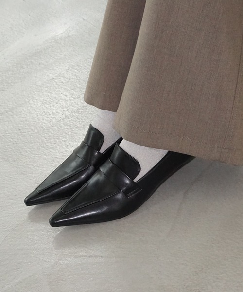 chuclla(チュクラ)の「ポインテッドトゥ ローファーライクパンプス chs25a019(ローファー・レディース・ブラック・36/37/38/39/40)」の5枚目の写真