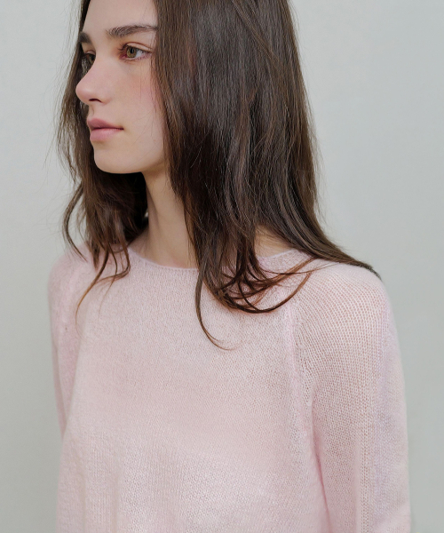 ANDNEEDS(アンドニーズ)の「Boat neck sheer knit (baby pink)(ニット/セーター・レディース・その他・FREE)」の1枚目の写真