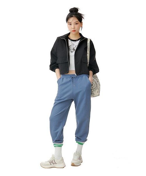 KOLEAT（コレット）の「WOMENクロップオーバーフィットショートナイトジャンパージャケット[BLACK]（ミリタリージャケット・レディース・ブラック・FREE）」の3枚目の写真