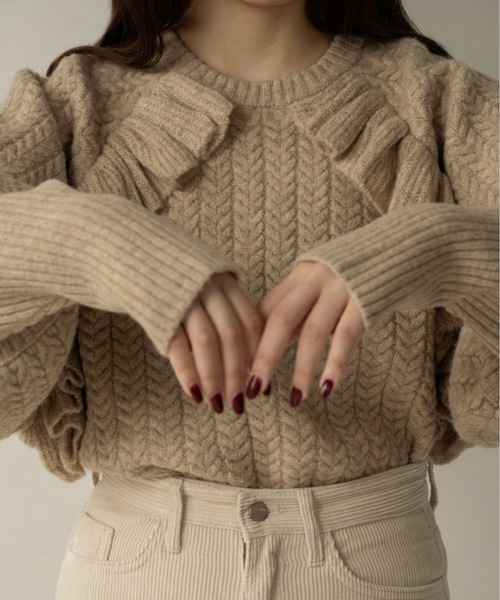 lawgy(ラウジー)の「cable frill raglan sleeve knit / ケーブルフリルラグランスリーブニット(ニット/セーター・レディース・グレー/ベージュ・FREE)」の5枚目の写真