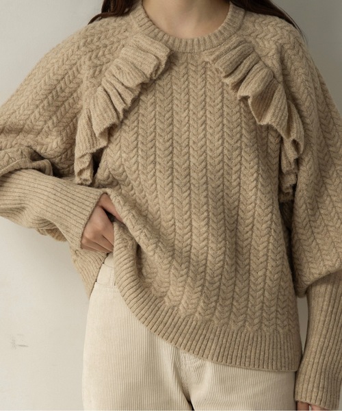 lawgy(ラウジー)の「cable frill raglan sleeve knit / ケーブルフリルラグランスリーブニット(ニット/セーター・レディース・グレー/ベージュ・FREE)」の7枚目の写真