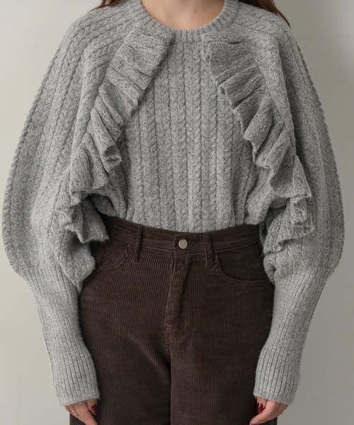 lawgy(ラウジー)の「cable frill raglan sleeve knit / ケーブルフリルラグランスリーブニット(ニット/セーター・レディース・グレー/ベージュ・FREE)」の8枚目の写真