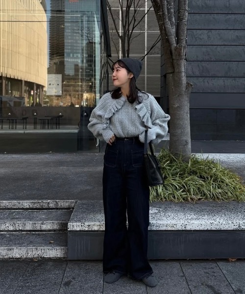 lawgy(ラウジー)の「cable frill raglan sleeve knit / ケーブルフリルラグランスリーブニット(ニット/セーター・レディース・グレー/ベージュ・FREE)」の14枚目の写真