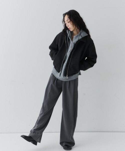 NUJOH（ヌゾ）の「Modern Zip Short Jacket / モダンジップショートジャケット（ブルゾン・レディース・チャコールグレー/ブラウン/ライトベージュ・FREE）」の8枚目の写真