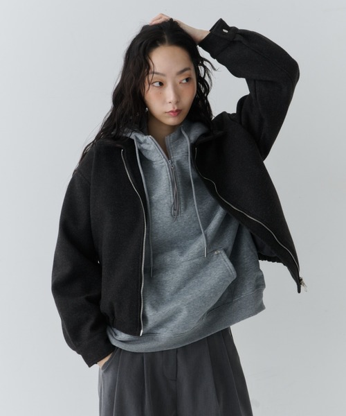 NUJOH（ヌゾ）の「Modern Zip Short Jacket / モダンジップショートジャケット（ブルゾン・レディース・チャコールグレー/ブラウン/ライトベージュ・FREE）」の10枚目の写真