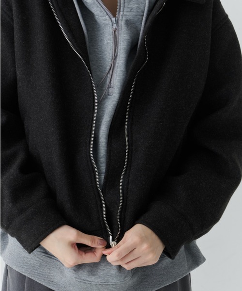 NUJOH（ヌゾ）の「Modern Zip Short Jacket / モダンジップショートジャケット（ブルゾン・レディース・チャコールグレー/ブラウン/ライトベージュ・FREE）」の13枚目の写真