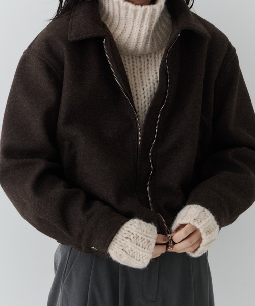 NUJOH（ヌゾ）の「Modern Zip Short Jacket / モダンジップショートジャケット（ブルゾン・レディース・チャコールグレー/ブラウン/ライトベージュ・FREE）」の19枚目の写真