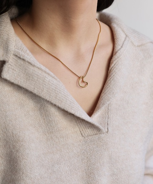 ap retro（アプレトロ）の「オープンハートネックレス（ネックレス・レディース・ゴールド/シルバー・FREE）」の2枚目の写真