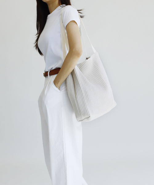 GREEN STUFF（グリーンスタッフ）の「boxy bag 53 - corduroy canvas ivory（トートバッグ・レディース・その他・FREE）」の10枚目の写真