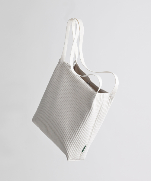 GREEN STUFF（グリーンスタッフ）の「boxy bag 53 - corduroy canvas ivory（トートバッグ・レディース・その他・FREE）」の6枚目の写真