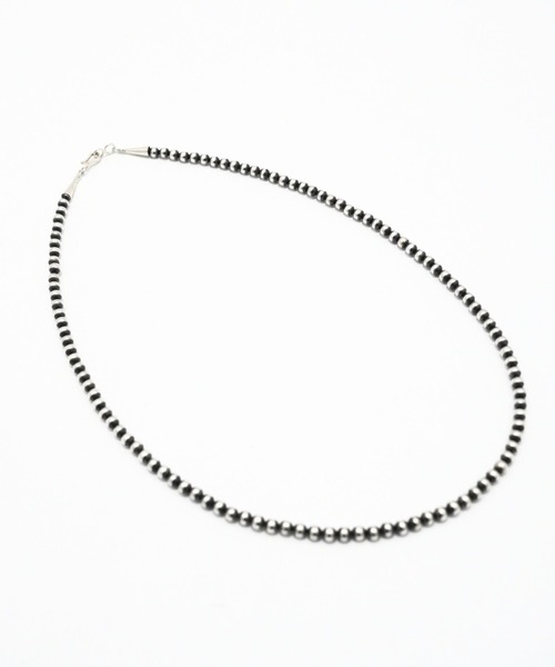 ERICKA NICOLAS BEGAY（エリッカ ニコラス ビゲイ）の「【ERICKA NICOLAS BEGAY】 NAVAJO PEARL NECKLACE / 5-60（ネックレス・メンズ・シルバー系2・60）」の4枚目の写真