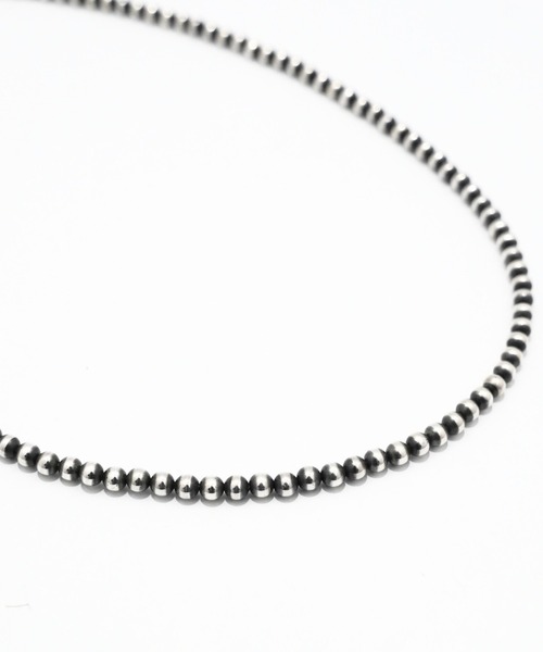 ERICKA NICOLAS BEGAY（エリッカ ニコラス ビゲイ）の「【ERICKA NICOLAS BEGAY】 NAVAJO PEARL NECKLACE / 5-60（ネックレス・メンズ・シルバー系2・60）」の5枚目の写真