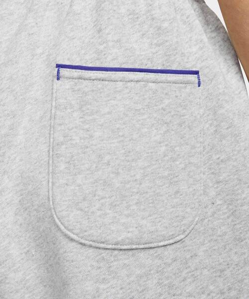 NIKE(ナイキ)の「ナイキ スポーツウェア フェニックス フリース ウィメンズ オーバーサイズド ハイウエスト グラフィック パンツ / Nike Sportswear Phoenix Fleece Women's Oversized High-Waisted Graphic Pants IF0255-043 Pure Platinum(スウェットパンツ・レディース・プラチナム・L/M/XS/S/XL)」の14枚目の写真