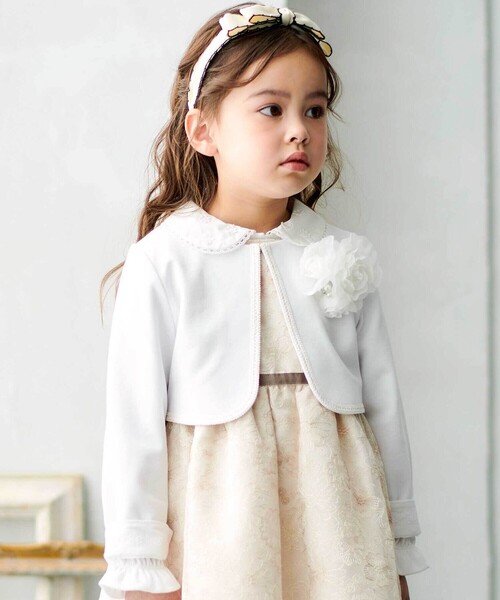 BeBe（ベベ）の「リップルポンチノーカラージャケット(110~130cm)（ノーカラージャケット・キッズ・ホワイト/ネイビー・130cm/120cm/110cm）」の8枚目の写真