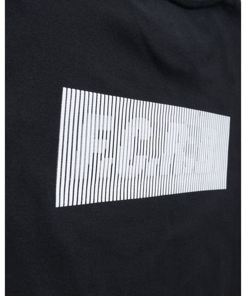 F.C.Real Bristol（エフシーレアルブリストル）の「TEAM STAFF TEE（Tシャツ/カットソー・メンズ・ライトブルー/ブラック/ホワイト・XX-LARGE/X-LARGE/LARGE/MEDIUM/SMALL）」の4枚目の写真
