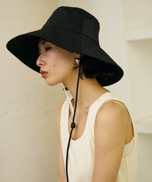 AIC.（エーアイシー）の「UVカットワイドブリムハット/UPF50+/接触冷感裏地/撥水加工コーティング/紐取り外し可能/サイズ調整可能（ハット）」