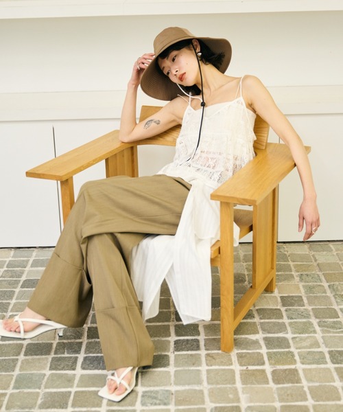 AIC.（エーアイシー）の「UVカットワイドブリムハット/UPF50+/接触冷感裏地/撥水加工コーティング/紐取り外し可能/サイズ調整可能（ハット・レディース・ブラック/モカ・FREE）」の12枚目の写真