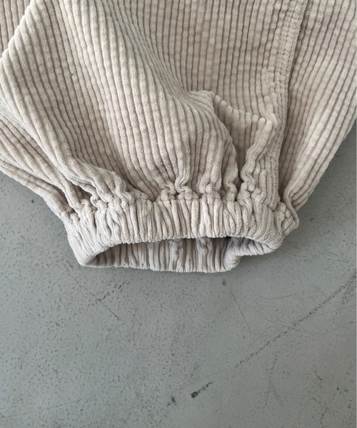 KAIKO(カイコー)の「KAIKO Colored cord wides(その他パンツ・メンズ・ライトベージュ・2/1/3)」の4枚目の写真