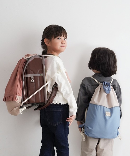 PUPPAPUPO(プッパプーポ)の「【撥水】 ランドセルの上から背負える ナップサック(バックパック/リュック・キッズ・ブルー/ライトブルー/チャコール/コーラルピンク/ピンク/ライトカーキ・FREE)」の15枚目の写真
