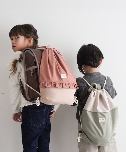 PUPPAPUPO(プッパプーポ)の「【撥水】 ランドセルの上から背負える ナップサック(バックパック/リュック・キッズ・ブルー/ライトブルー/チャコール/コーラルピンク/ピンク/ライトカーキ・FREE)」の16枚目の写真