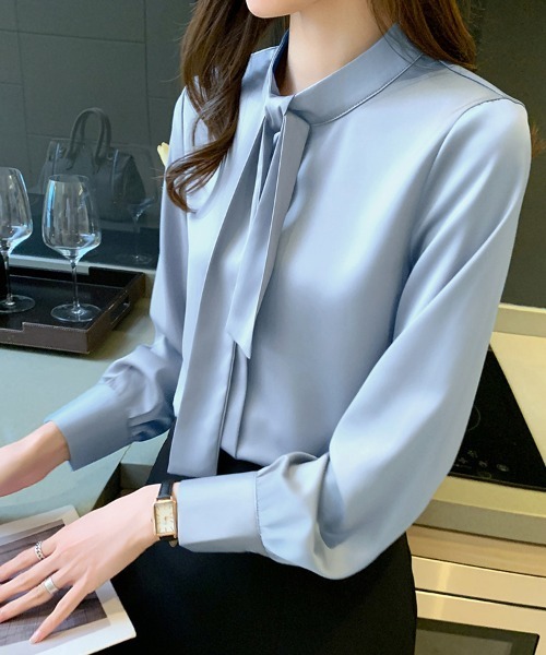 ONEP STAR(ワンピスター)の「リボンタイハイネックブラウス(シャツ/ブラウス・レディース・ホワイト/モカ/ブルー・MEDIUM/LARGE)」の10枚目の写真
